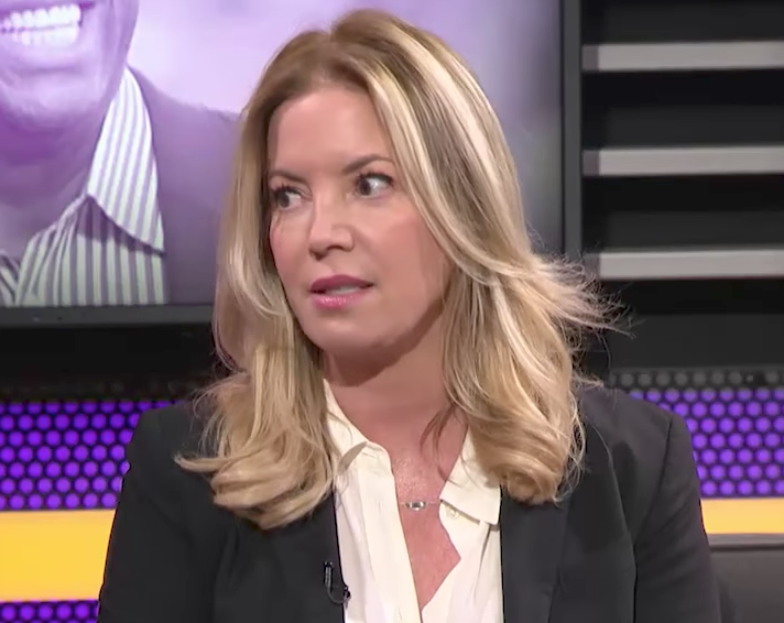 huatihui-ESPN证实：湖人易主后 是珍妮亲自解雇了她的所有兄弟姐妹